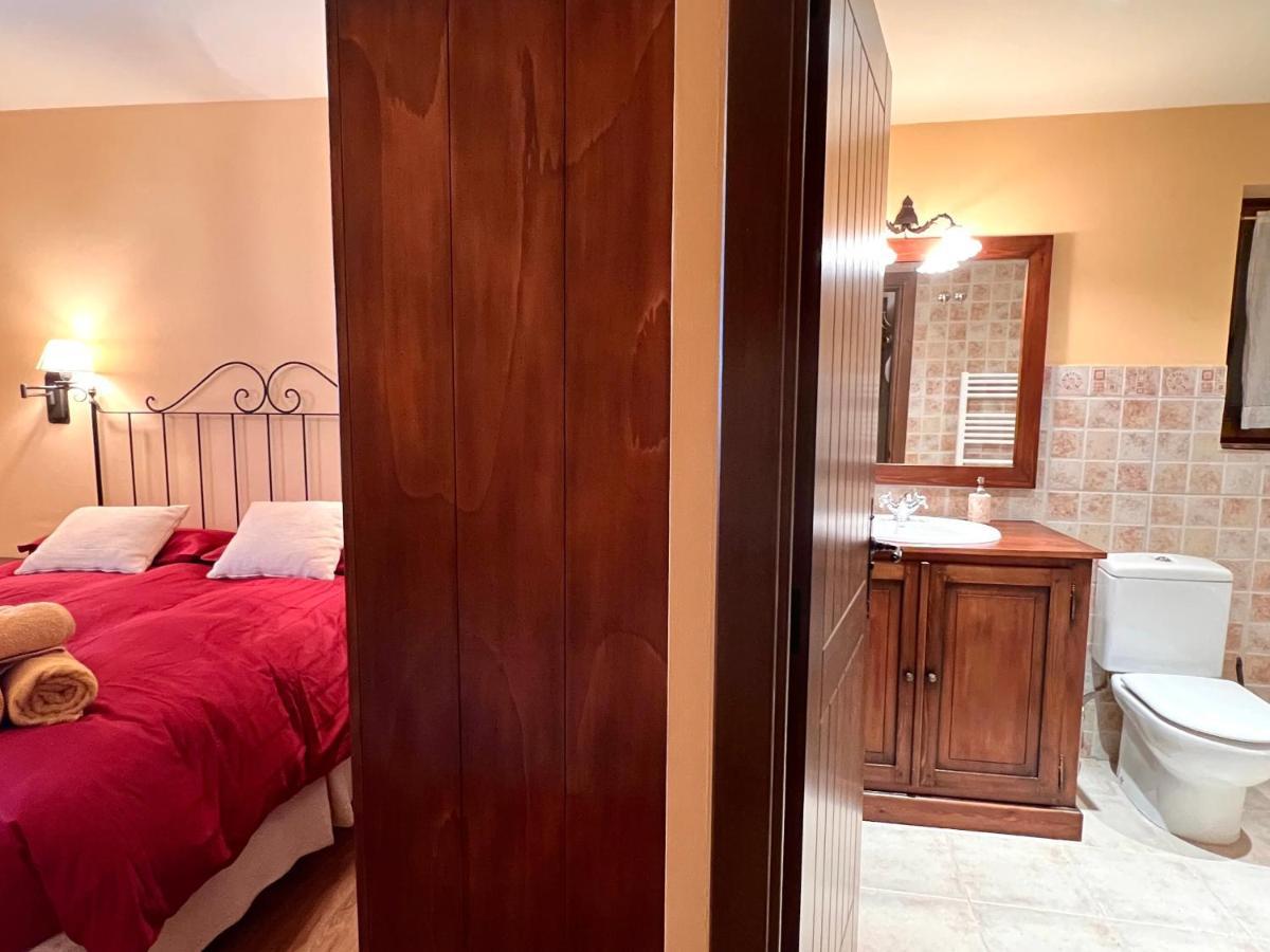 Apartament De La Vall Ferrera - L'Amfitriona Areu Dış mekan fotoğraf