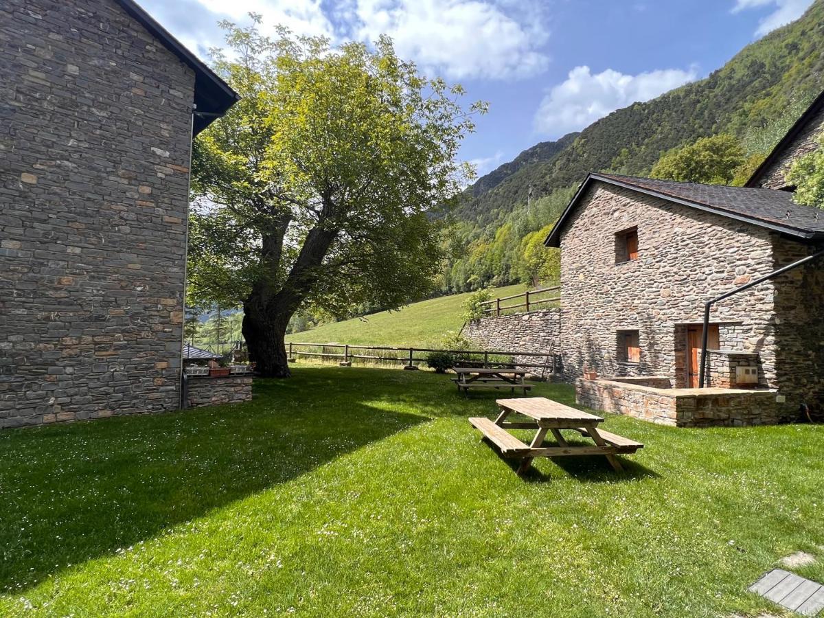 Apartament De La Vall Ferrera - L'Amfitriona Areu Dış mekan fotoğraf
